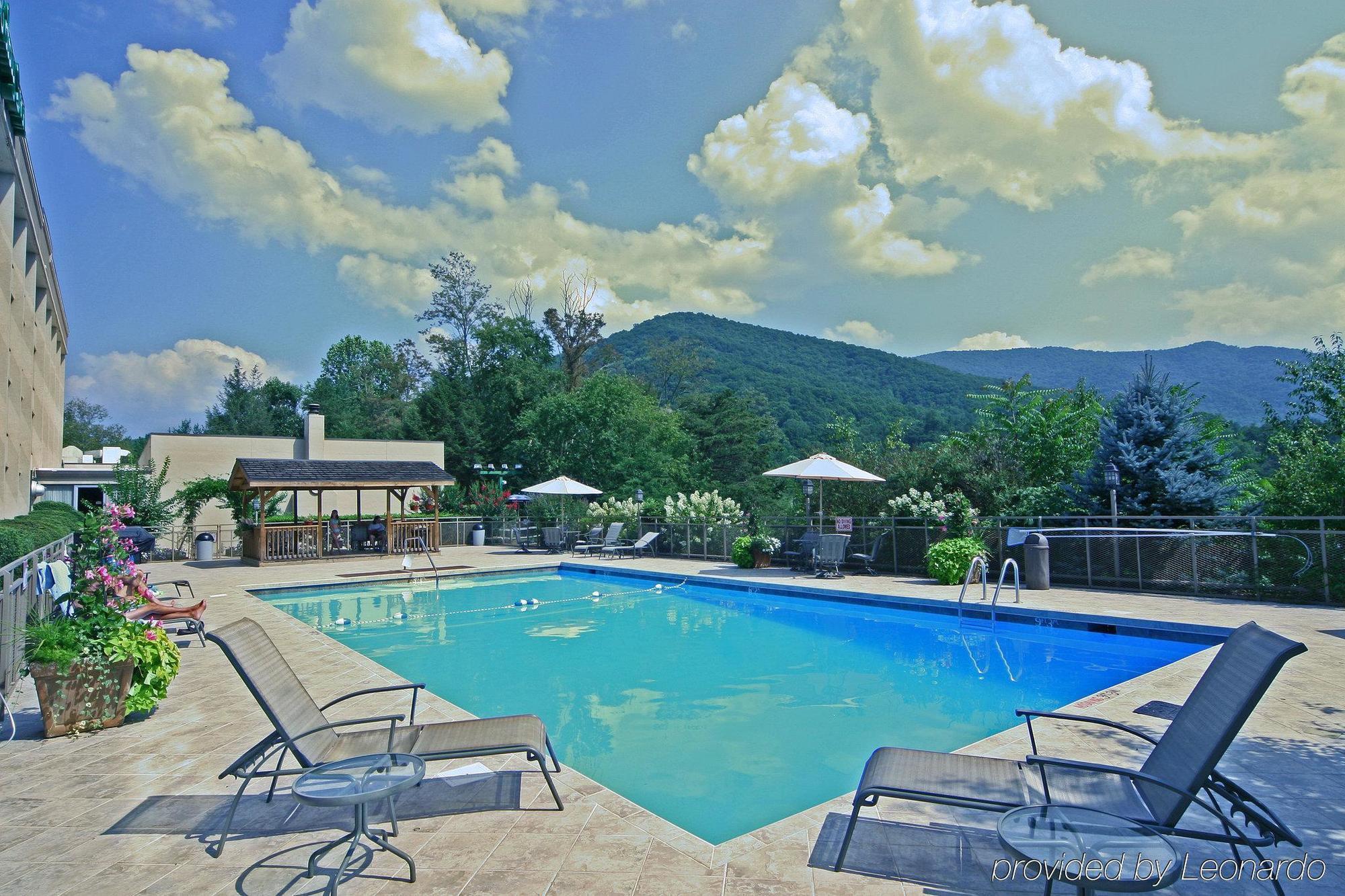 Holiday Inn Asheville East-Blue Ridge Pkwy By Ihg Facilidades foto